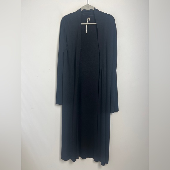 Max Studio Sweaters - MAX Studio Medium Black Silk Blend‎ Ribbed Long Open Duster Sweater